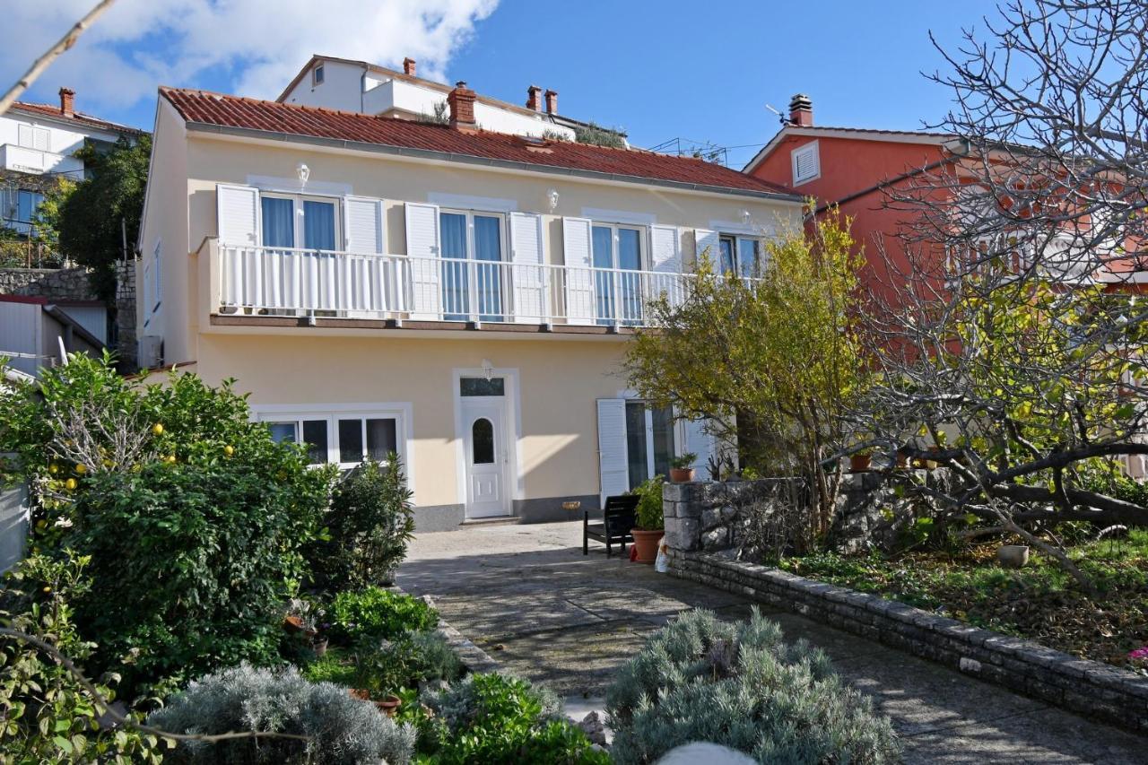 Apartment Frida Rab Banjol Екстериор снимка