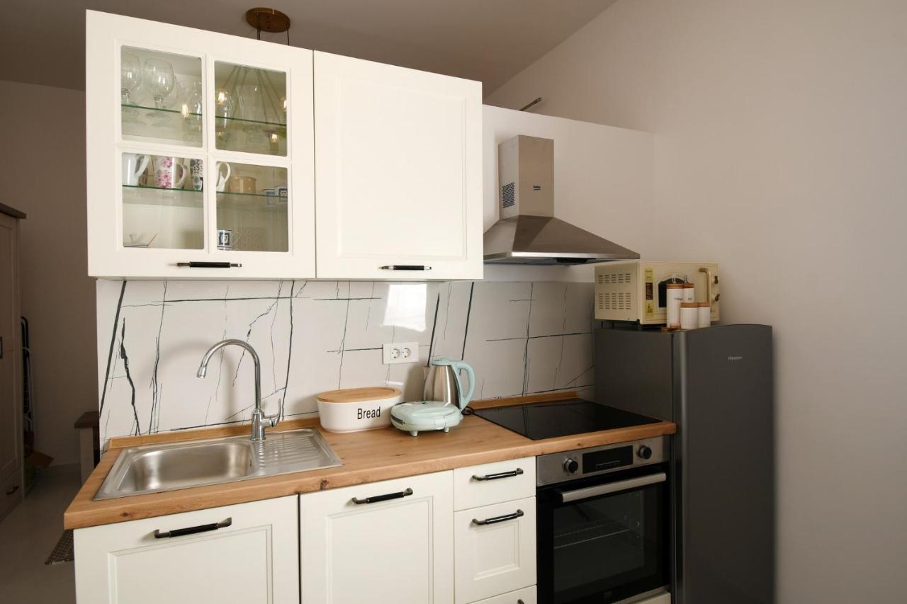 Apartment Frida Rab Banjol Екстериор снимка